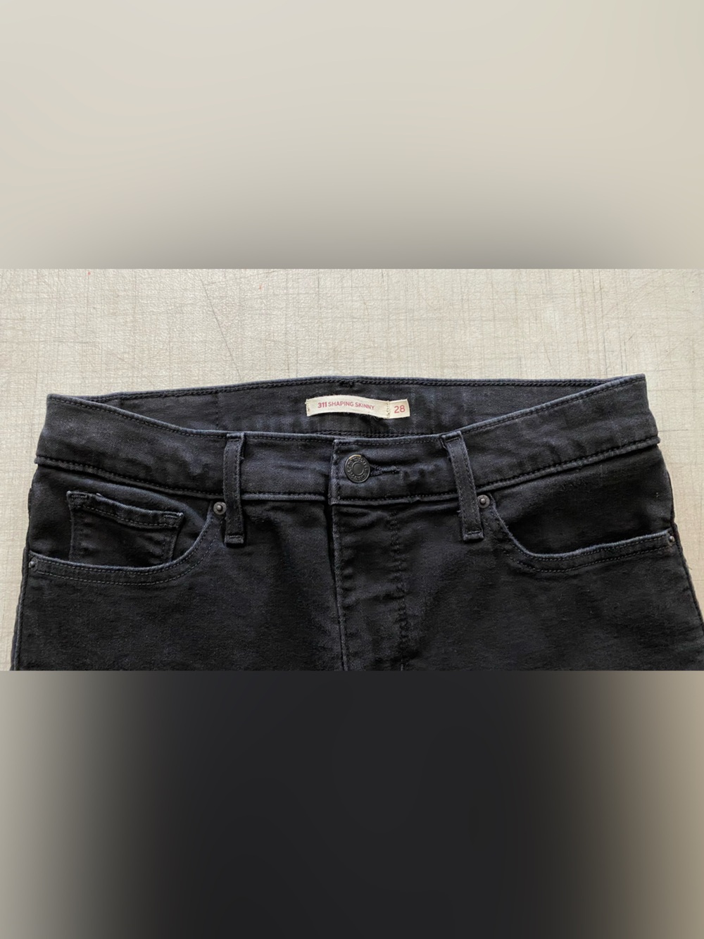 Levi’s 311 shaping skinny Women's Black Slim Fit Jeans - Picture 5 of 10
